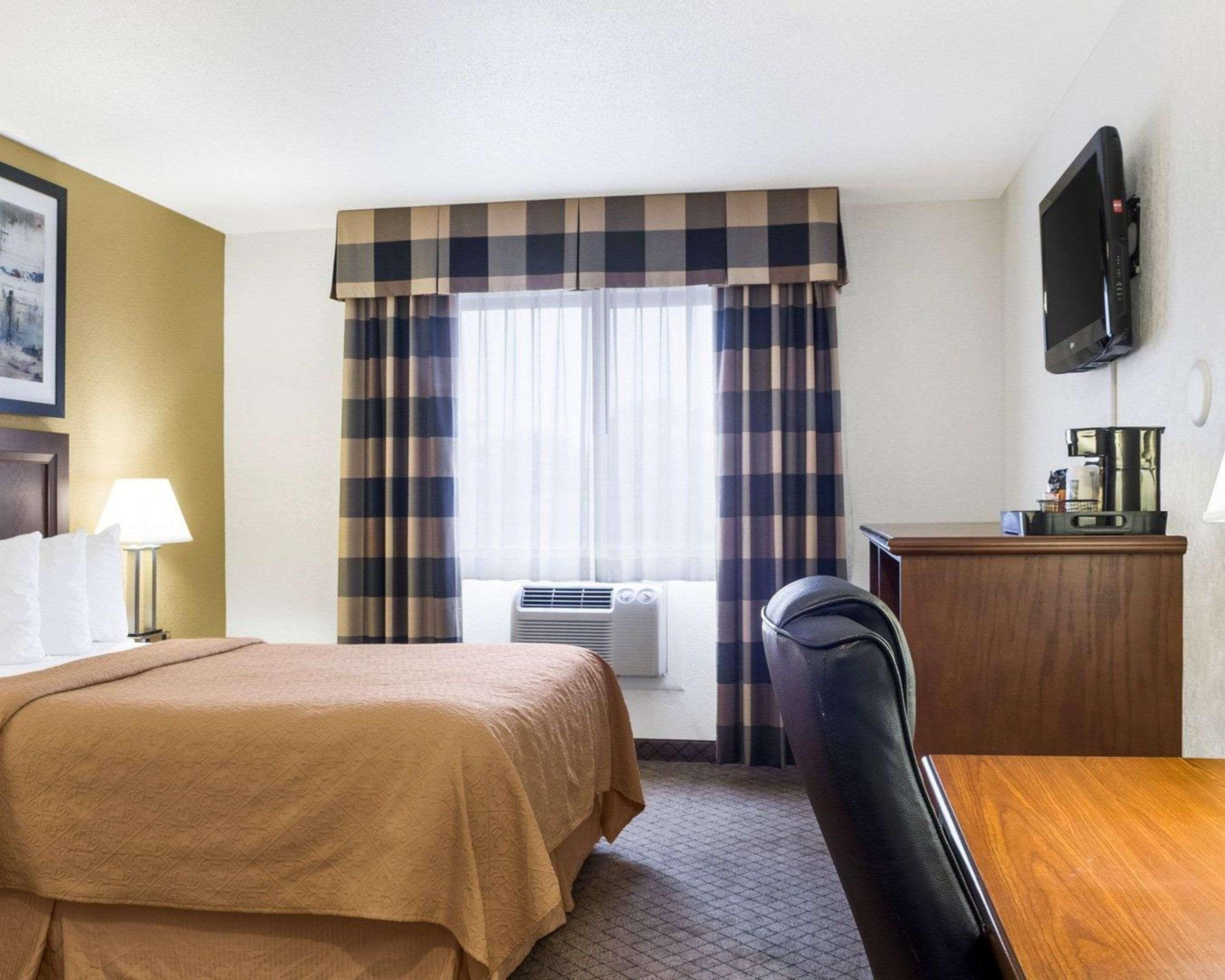 Quality Inn Oacoma - Chamberlain Exterior foto