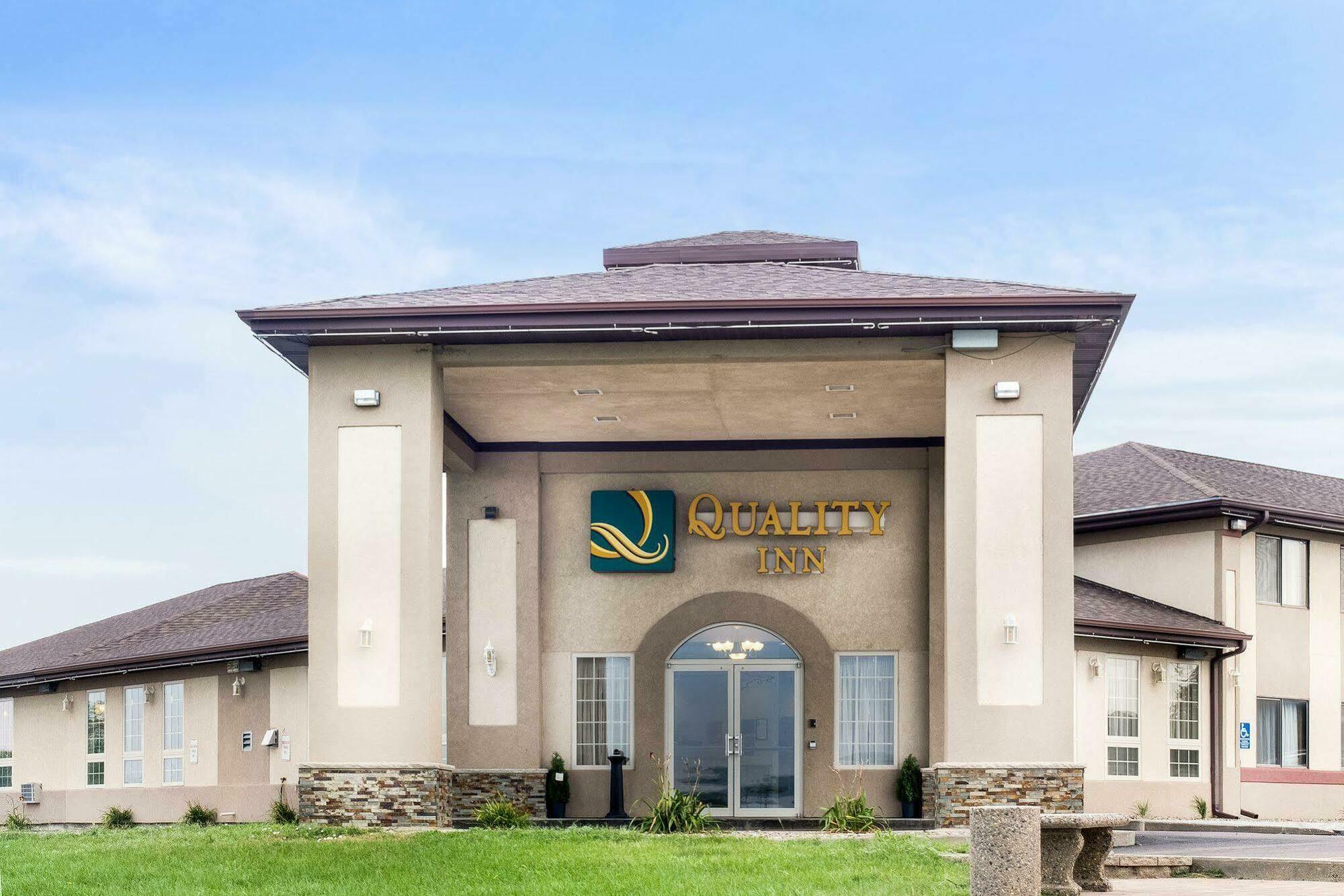 Quality Inn Oacoma - Chamberlain Exterior foto