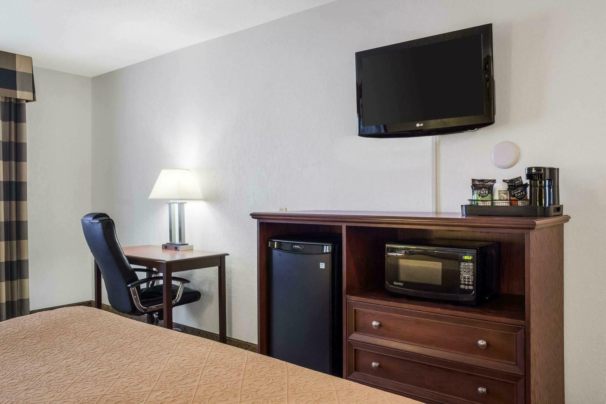Quality Inn Oacoma - Chamberlain Exterior foto